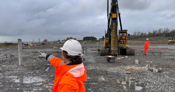 Earn to Learn. Aarsleff Engineer on Site